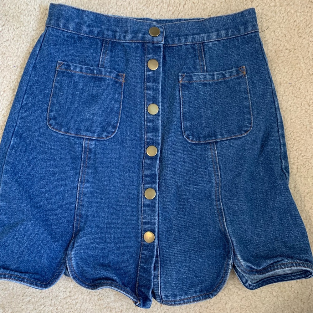 Fabrik Jean Skirt! So cute!
